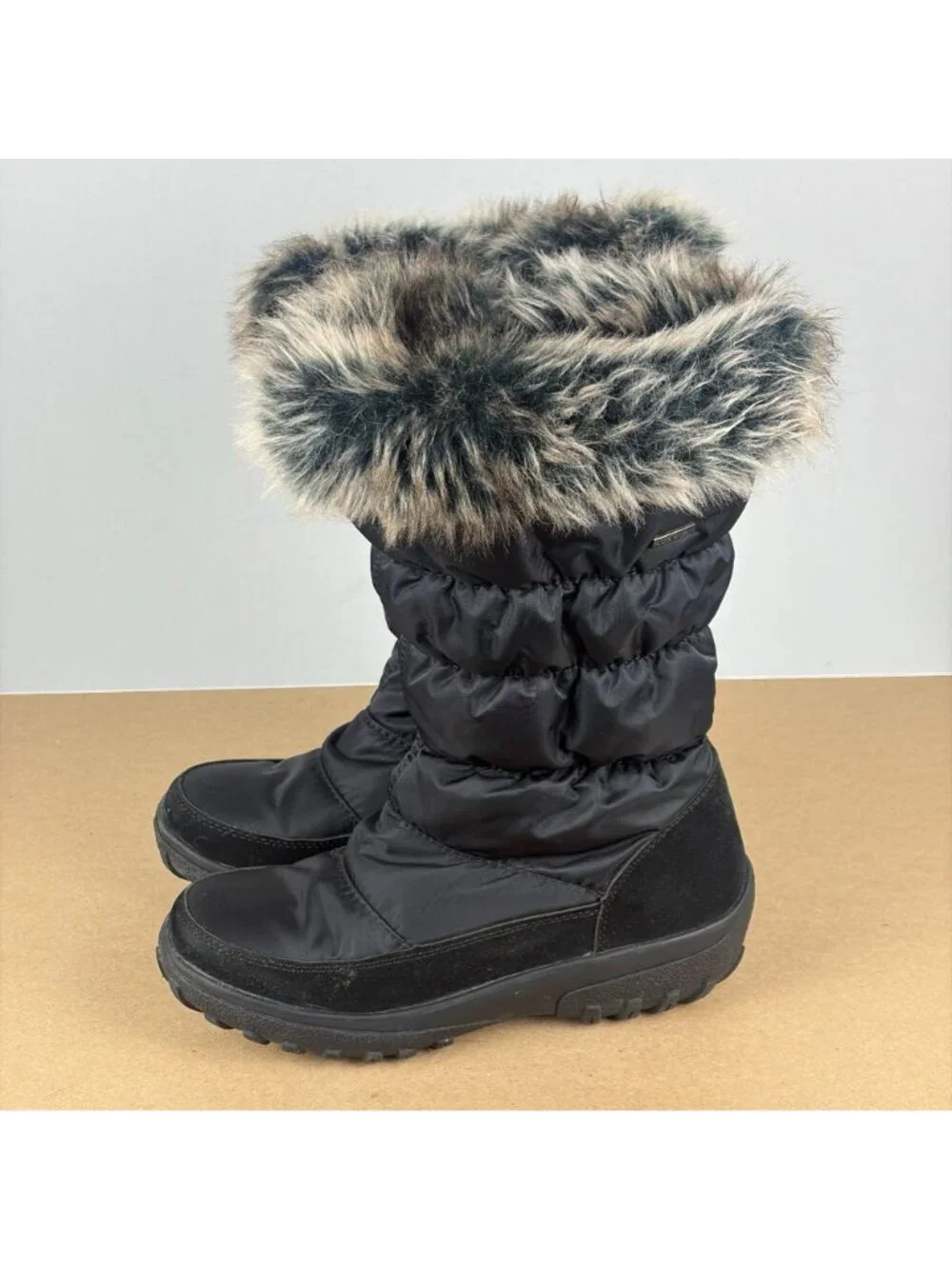 Spring Step preowned very